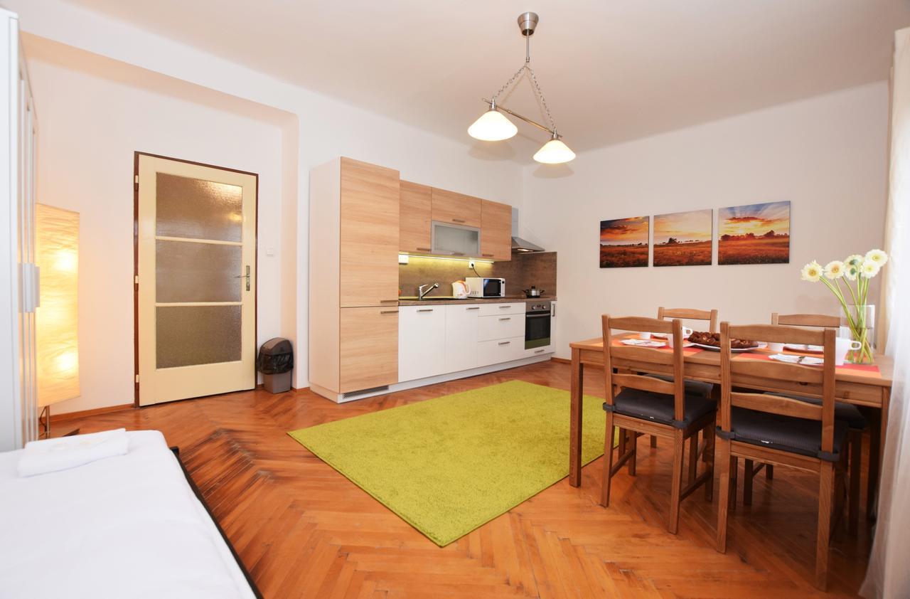 Cisarka Apartments プラハ エクステリア 写真